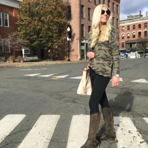 Meet your Posher, Megan